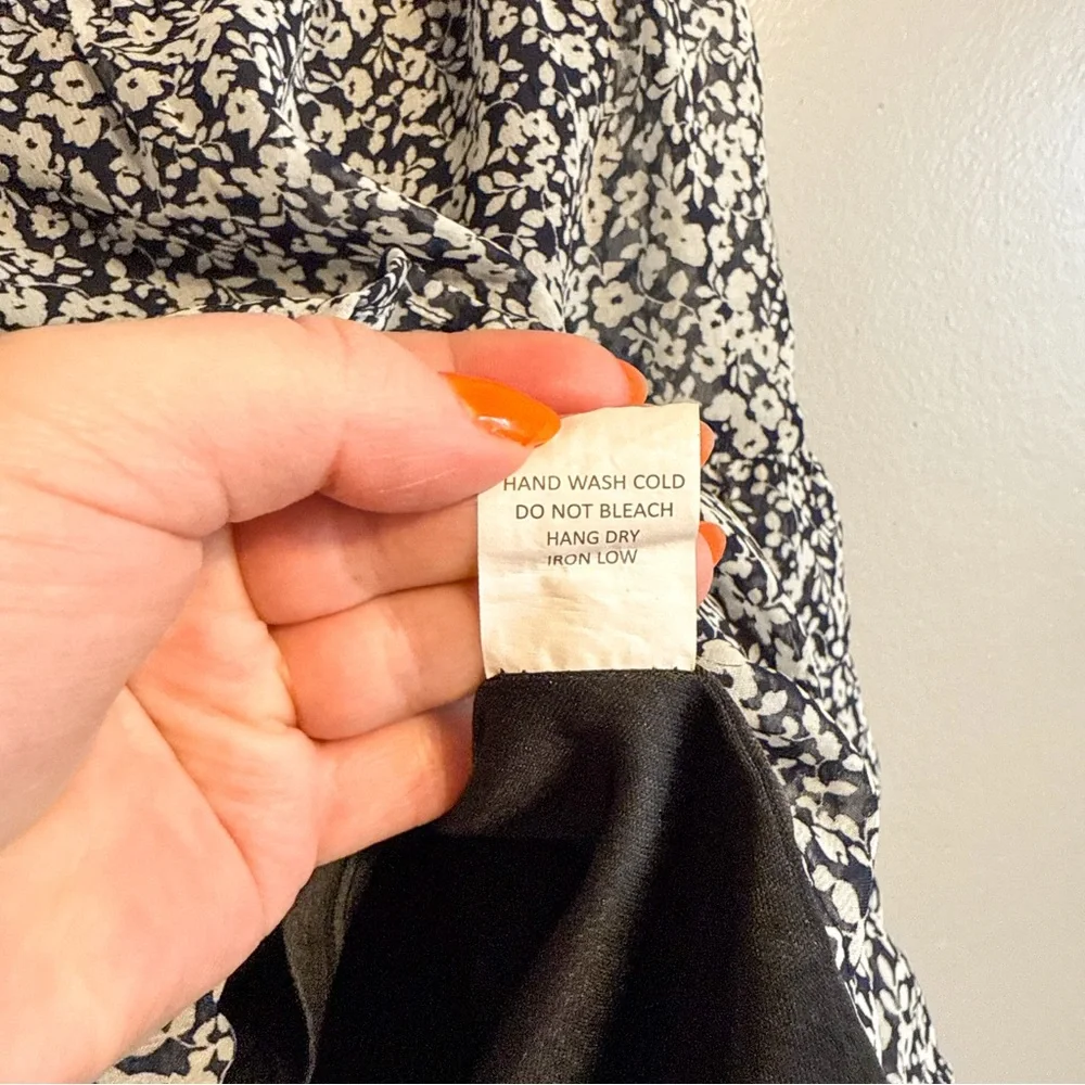 Sienna Sky Black White Floral Ruffle Tiered Mini Skirt Womens Large - Picture 4 of 5